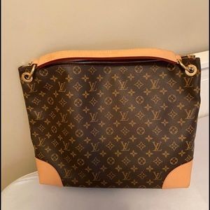 Louis Vuitton Berri MM